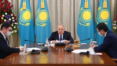 Назарбаев положительно оценил деятельность фонда "Самрук-Казына" в период кризиса