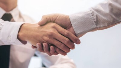 ОАЭ поддерживают действия властей Казахстана по восстановлению правопорядка