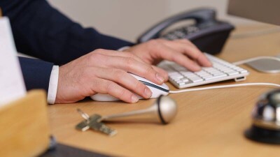 В Алматы оштрафовали менеджера отеля Rixos за предоставление помещения для мероприятия раввинов