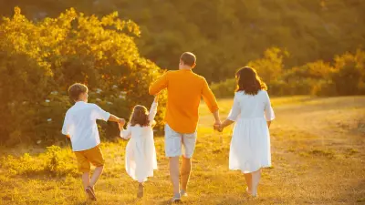 "Опора страны". Балаева поздравила казахстанцев с Днём семьи и призвала присоединиться к праздничному челленджу