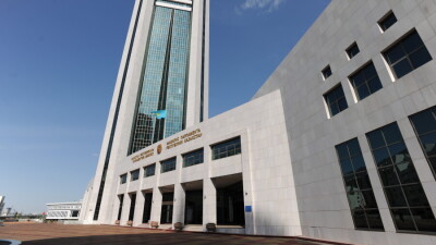 В мажилисе одобрили в первом чтении поправки, запрещающие продажу земель сельхозназначения иностранцам