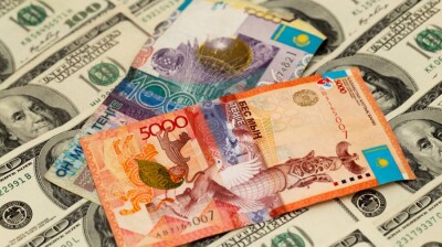 Доллар и рубль немного подорожали к тенге на бирже