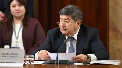 Акылбек Жапаров покинул пост премьер-министра Кыргызстана