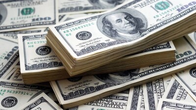 Курс доллара продолжает падать к тенге на бирже