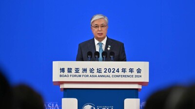 Азиатский ренессанс и обострение торговых споров: Токаев выступил на форуме в Китае