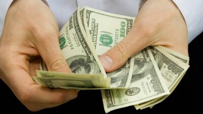 Сколько стоит доллар на бирже и в обменниках Казахстана 6 декабря