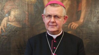 Архиепископ Томаш Пэта: Две минуты войны обходятся намного дороже, чем Съезд лидеров мировых религий