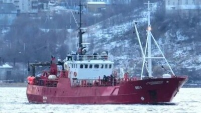 Российское судно с 19 рыбаками затонуло в Баренцевом море