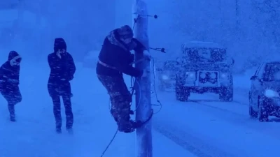 В Актобе устраняют последствия бурана: в некоторых районах по-прежнему нет света и воды