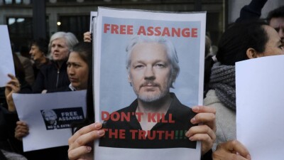 Джулиан Ассанж освобождён из тюрьмы в Великобритании