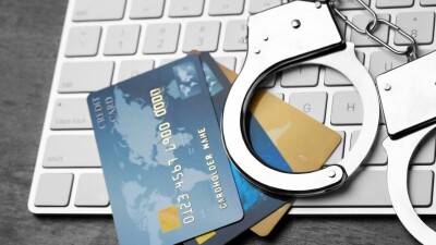 Со счетов и имущества инвестора в ВКО сняли арест только после вмешательства прокуратуры