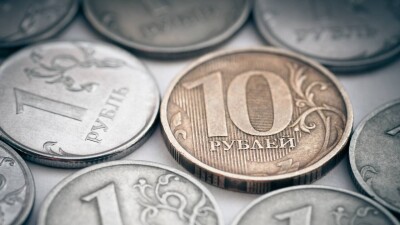 Нацбанк установил официальный курс рубля в Казахстане на 17 мая
