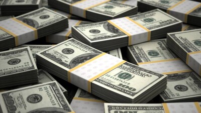 Доллар ощутимо подешевел к тенге на бирже