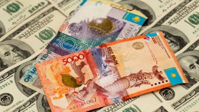 Банковский кризис в США ослабил нацвалюту в марте. Поддерживал ли Нацбанк тенге интервенциями