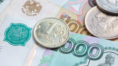 Курс рубля к тенге снизился на бирже