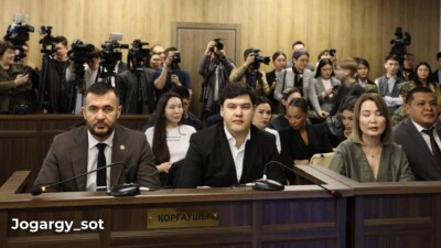 "Узнал от вас". Брат Салтанат Нукеновой о том, что против него завели уголовное дело