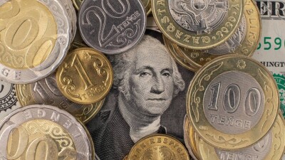 Курс доллара вырос в Казахстане на фоне падения цены на нефть