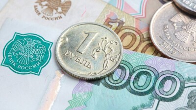 Курс рубля повысился на KASE и в обменниках Казахстана