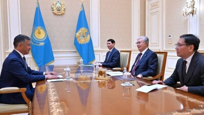 Президенту рассказали о реконструкции гостиницы "Алматы"