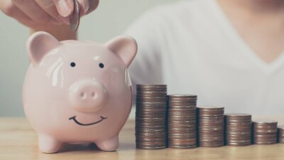 Сколько нужно зарабатывать, чтобы на пенсии получать больше 100 тысяч тенге в месяц из ЕНПФ?