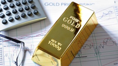 Золото дорожает на фоне угрозы распространения нового штамма Covid-19