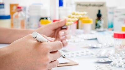 Маркировка приводит к банкротству бизнеса и росту цен? Бектенов ответил депутатам