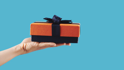 В Алматы разыграют iPhone 12 среди привитых от Covid-19 в ТД ЦУМ с 22 по 31 мая