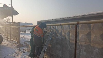 В Алматы жители микрорайона остались без газа из-за повреждения сетей после ДТП