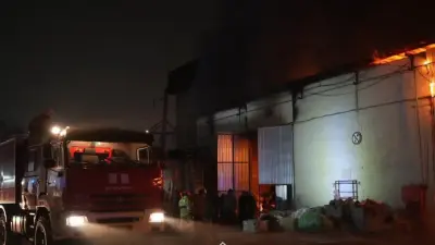 Пожар на складе в Алматы, охвативший 1900 квадратных метров, потушили