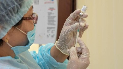 Вакцинировать препаратом Pfizer будут во всех прививочных пунктах Алматы, а также в школах