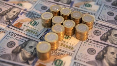 Курс доллара снизился ещё на 1,5 тенге на бирже