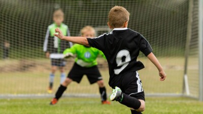 Детей, состоящих на учёте в полиции, будут в первую очередь зачислять в спортсекции в Казахстане