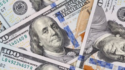 Сколько стоит доллар и рубль на бирже и в обменниках Казахстана