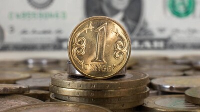 Курс доллара вырос на бирже и обменниках Казахстана