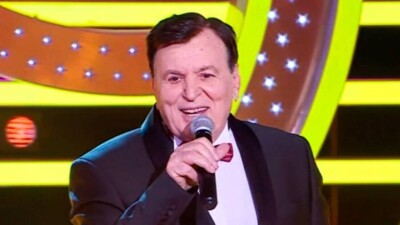 Подарок к юбилею: Токаев наградил Пантелея Кесоглу орденом "Барыс" І степени