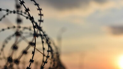 Осуждённый за разбой сбежал из колонии в ВКО