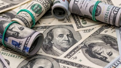Курс доллара немного вырос к тенге на бирже 29 января
