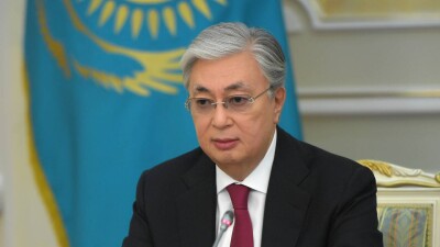 Токаев: Школы Алматы должны перейти на односменное обучение к 2030 году