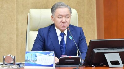 "Рот закрыли, не могли ничего народу объяснить". Нигматулин раскритиковал главу ЕНПФ
