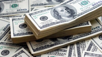 Сколько стоят доллар и рубль в обменниках Казахстана 18 декабря