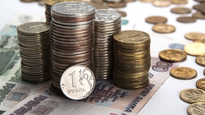 Наплыв россиян в сентябре: в обменниках Казахстана рубли чаще меняли на тенге, чем покупали