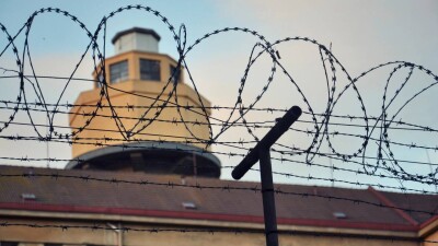 "Распорядился показать осуждённого родным". Замглавы колонии в Алматинской области лишили должности