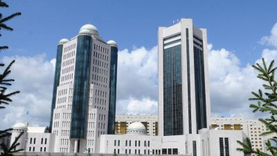 Кошанов созвал совместное заседание палат парламента