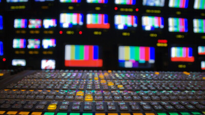 В Таджикистане независимые каналы обязали согласовывать с гостелерадиокомом тексты репортажей на иностранных языках