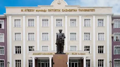 Купили дорогие авто и коттедж: руководство университета в Шымкенте подозревают в хищении 256 млн тенге