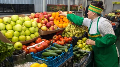 Инфляция замедляется: на какие продукты значительно упали цены в мае