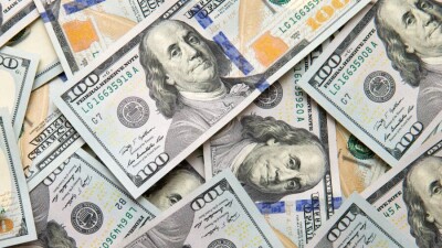 Курс доллара вырос на KASE перед выходными