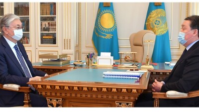 Мамин рассказал Токаеву о макроэкономических показателях развития по итогам 2020 года
