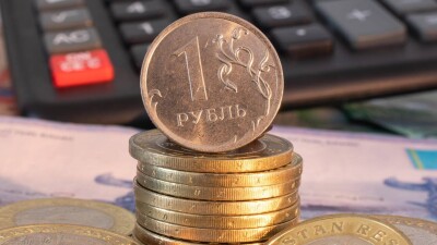 Нацбанк установил официальный курс рубля в Казахстане на 13-15 мая
