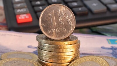 Нацбанк установил официальный курс рубля в Казахстане на 25 января